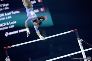 jones shilese usa ph simone ferraro sfa01329 copia